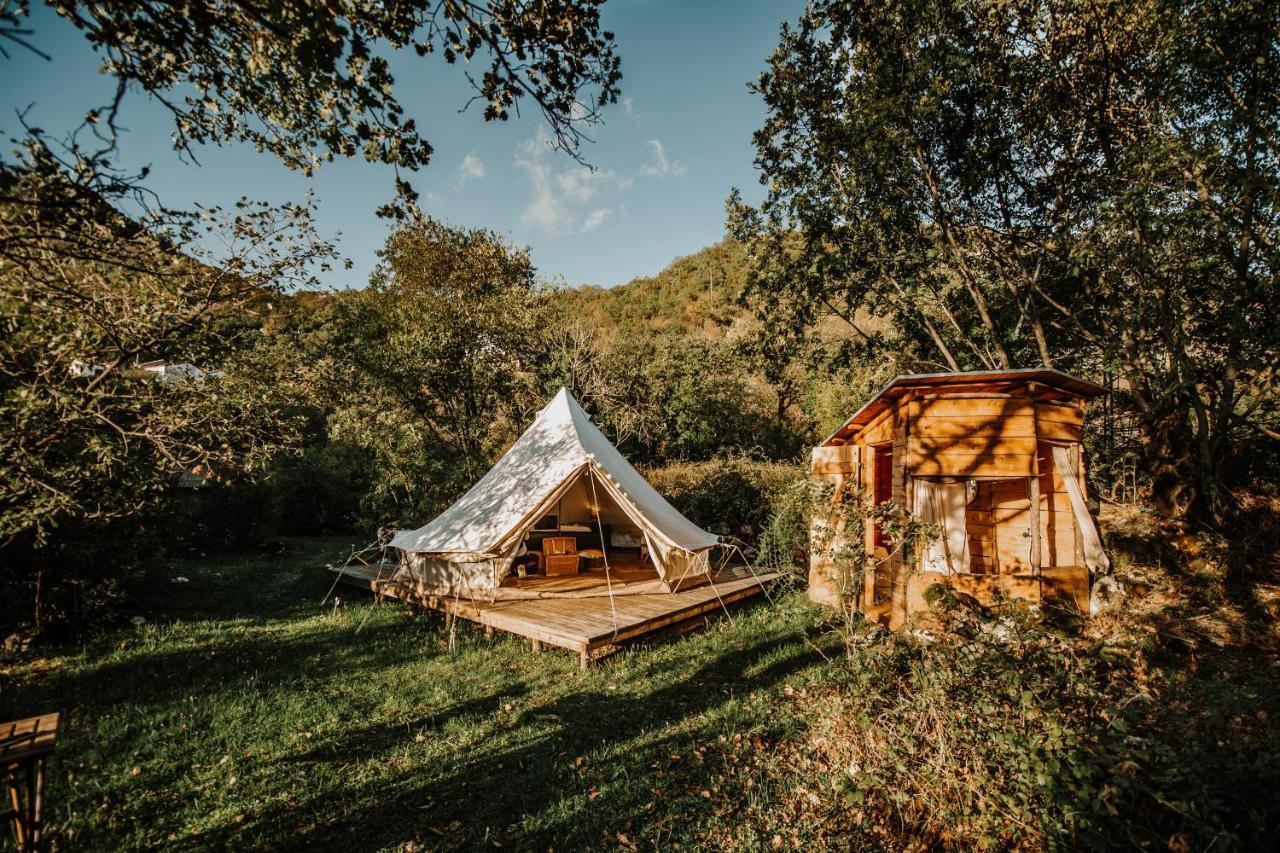 Hoopoe Glamping Hotel เวียร์ปาซาร์ ภายนอก รูปภาพ
