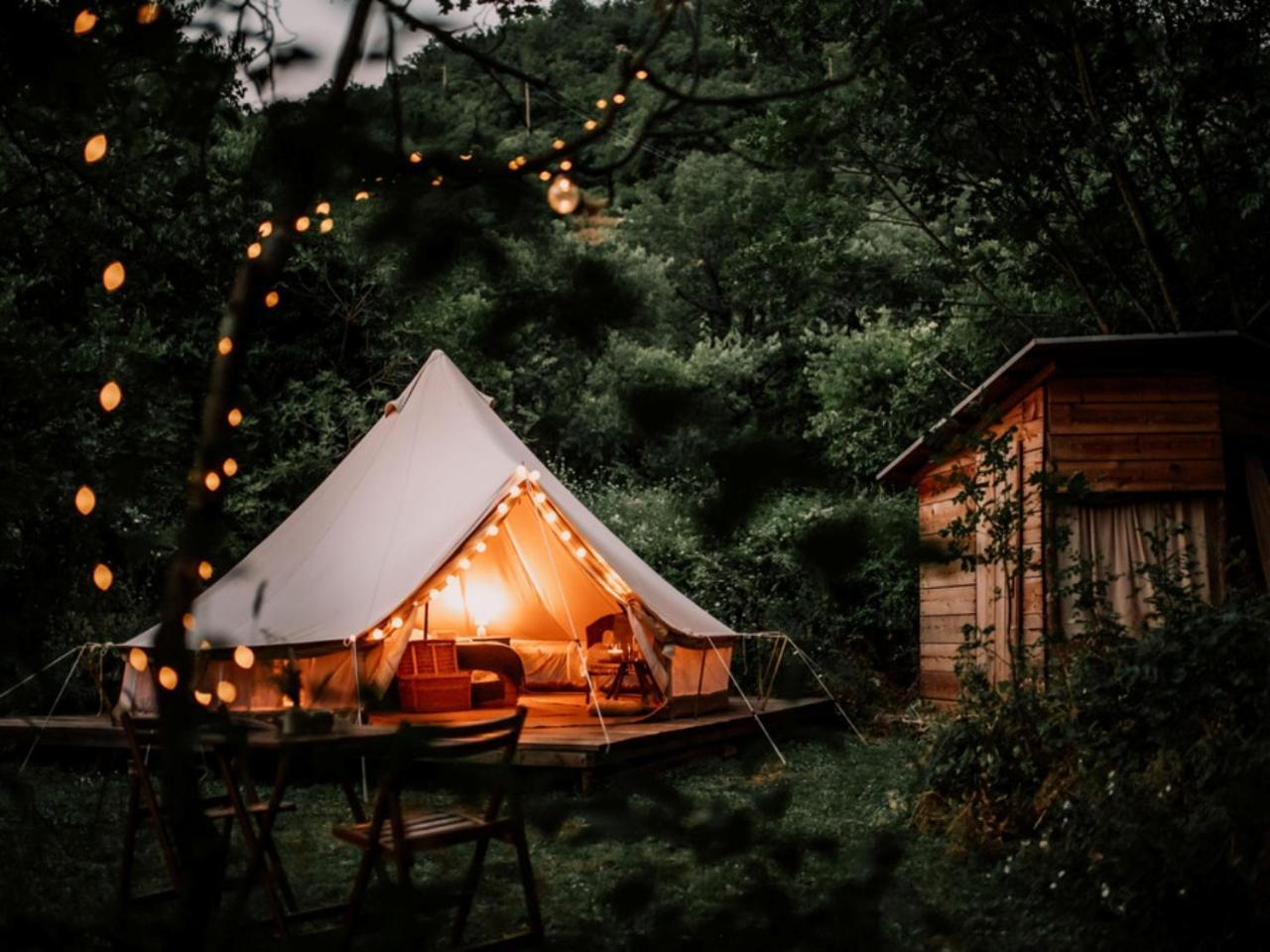 Hoopoe Glamping Hotel เวียร์ปาซาร์ ภายนอก รูปภาพ