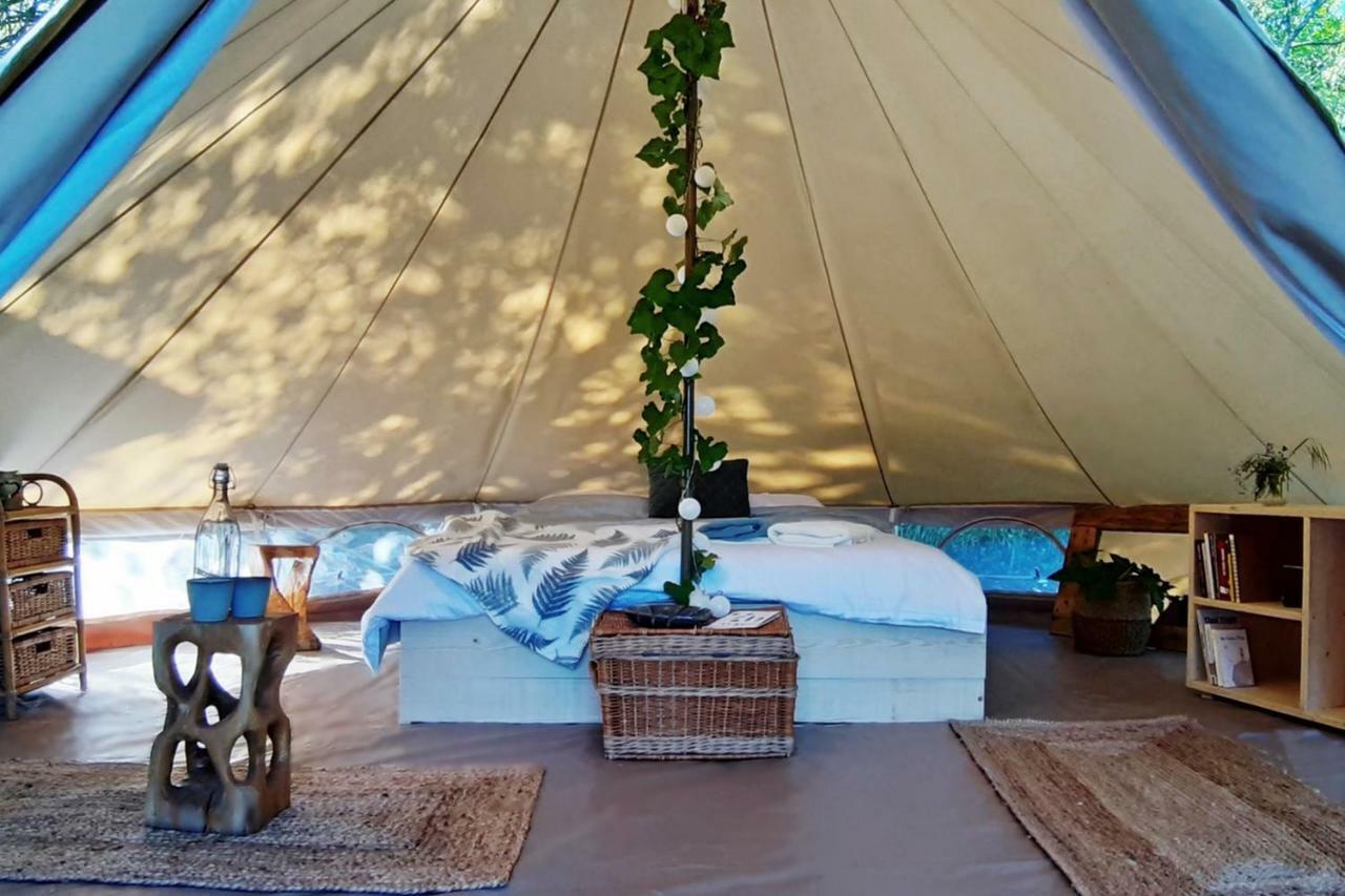Hoopoe Glamping Hotel เวียร์ปาซาร์ ภายนอก รูปภาพ