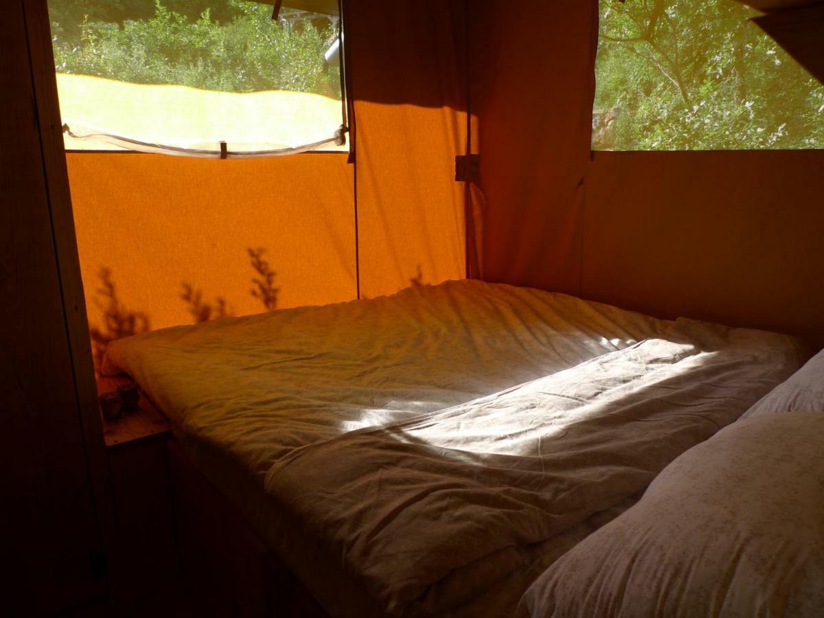Hoopoe Glamping Hotel เวียร์ปาซาร์ ภายนอก รูปภาพ