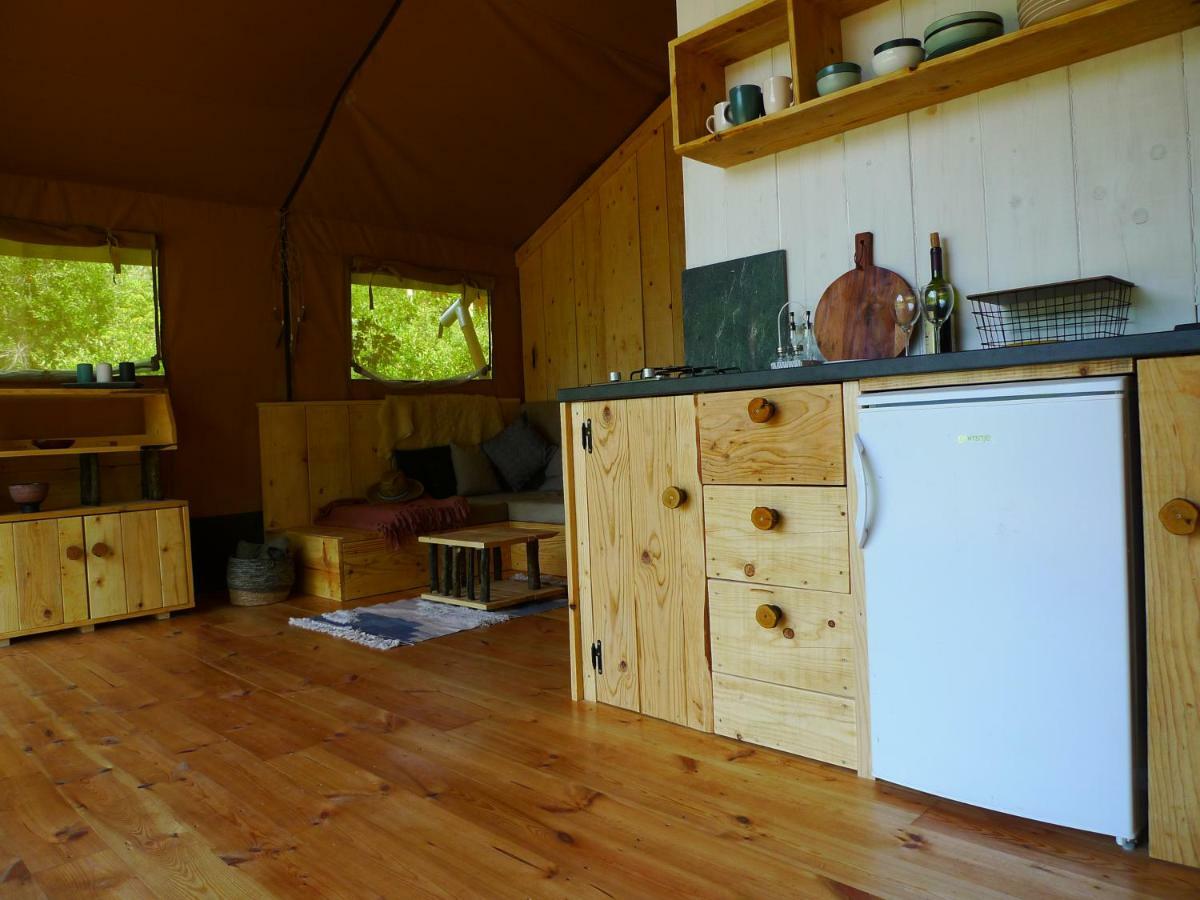 Hoopoe Glamping Hotel เวียร์ปาซาร์ ภายนอก รูปภาพ