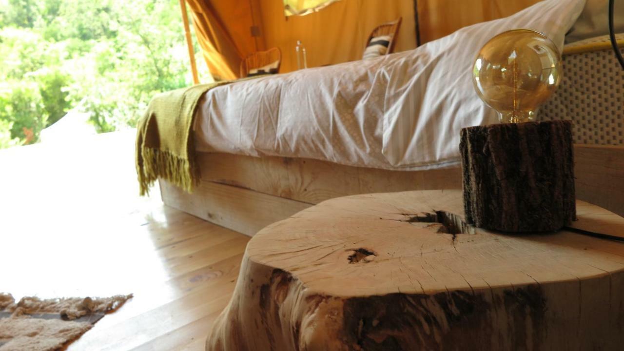Hoopoe Glamping Hotel เวียร์ปาซาร์ ภายนอก รูปภาพ