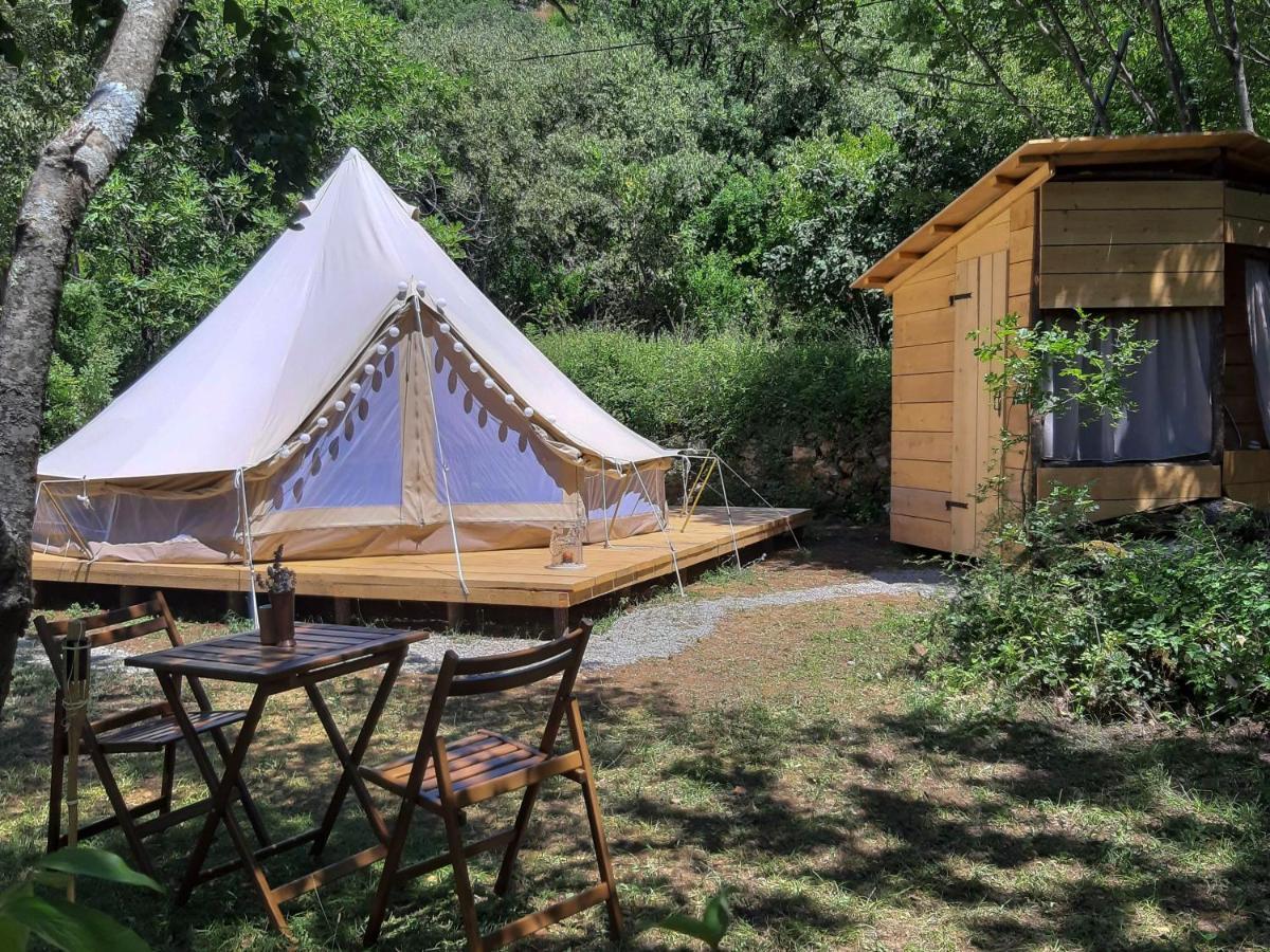 Hoopoe Glamping Hotel เวียร์ปาซาร์ ภายนอก รูปภาพ
