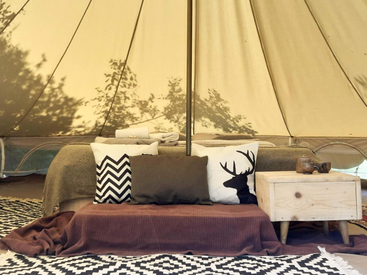 Hoopoe Glamping Hotel เวียร์ปาซาร์ ภายนอก รูปภาพ