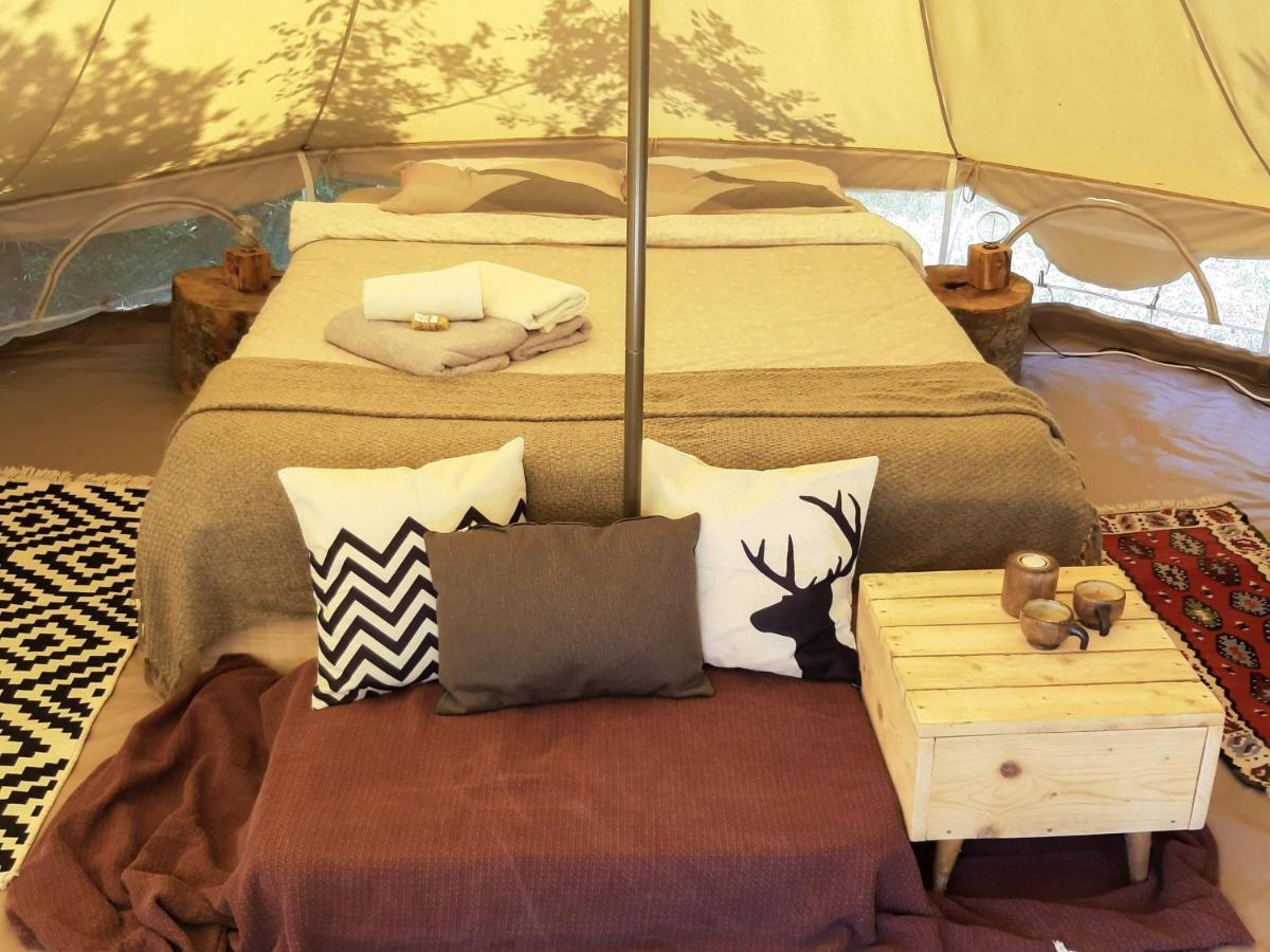 Hoopoe Glamping Hotel เวียร์ปาซาร์ ภายนอก รูปภาพ